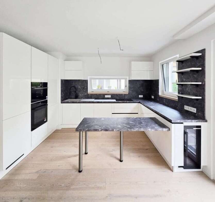 Wohnung zum Mieten in Wiesbaden 2.142 € 100 m²