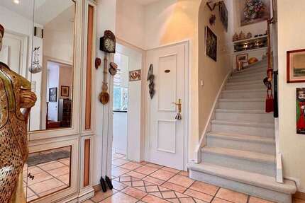 Haus Wiesbaden Nordost - 7 Zimmer, 258 m&sup2;, 1.179.000&euro; | Angebot:25969546