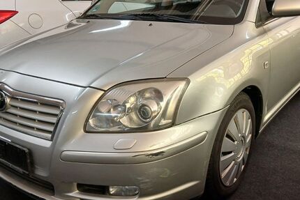 Toyota Avensis 133.000 km 5.900 &euro; Rüsselsheim 65428