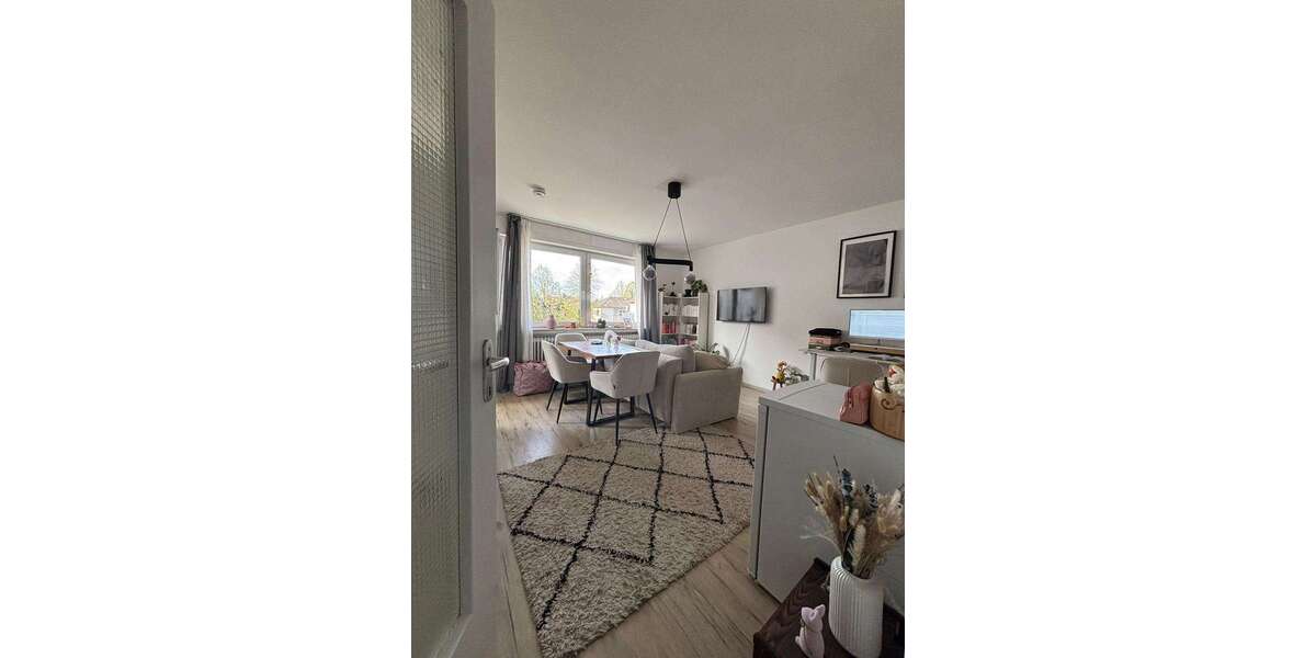 Etagenwohnung Wiesbaden Biebrich - 1 Zimmer, 35 m&sup2;, 410&euro; | Angebot:26896400