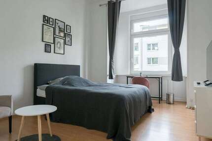 WG-Zimmer in Frankfurt am Main 725 € 20 m² zimmer