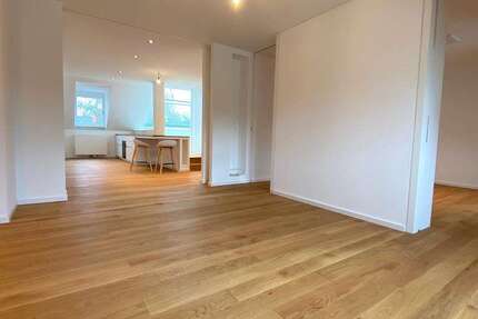 Wohnung zum Mieten in Wiesbaden 1.600 € 106.8 m² 3 zimmer