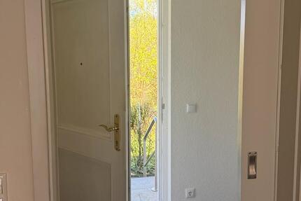 Haus Geisenheim - 3 Zimmer, 140 m&sup2;, 1.500&euro; | Angebot:25901036