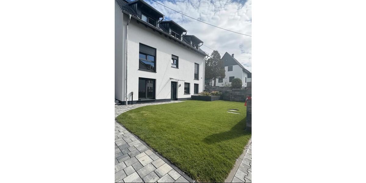 Erdgeschoßwohnung Wiesbaden Mainz-Amöneburg - 4 Zimmer, 95 m&sup2;, 1.900&euro; | Angebot:26195939