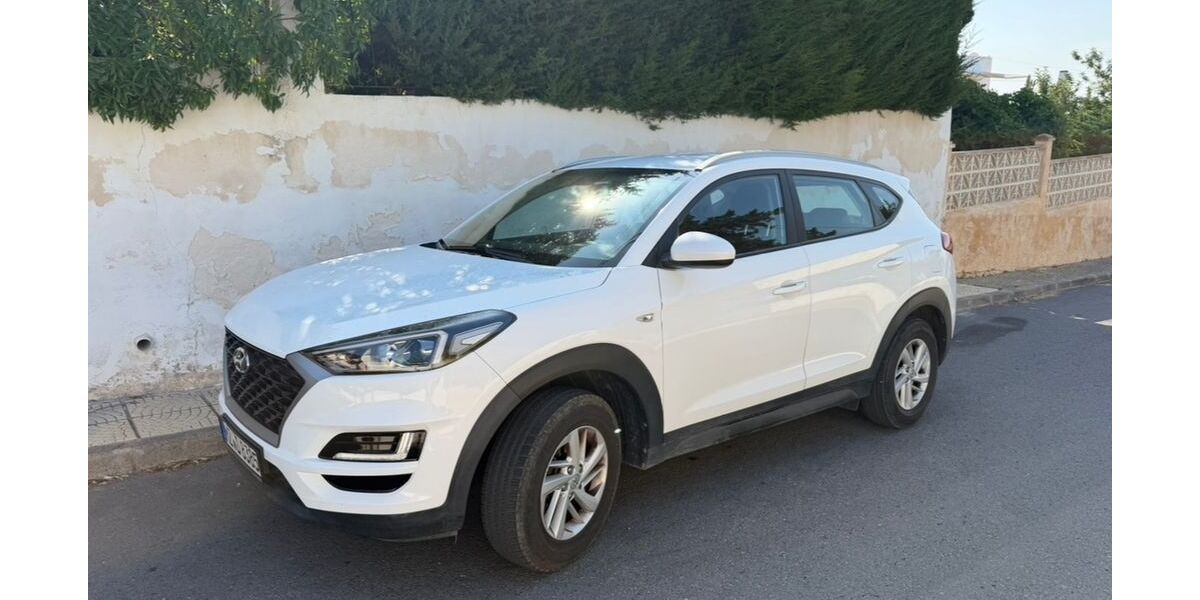 Hyundai TUCSON 76.000 km 15.800 &euro; Bingen 55411