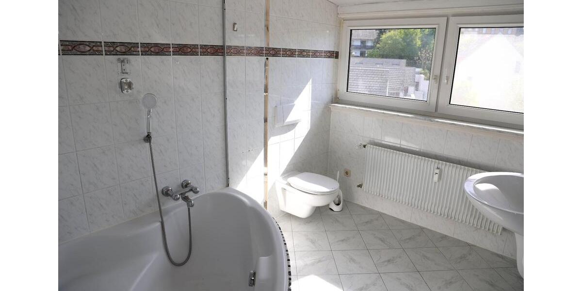 Dachgeschoßwohnung Mainz Ebersheim - 2 Zimmer, 58 m&sup2;, 760&euro; | Angebot:26312470