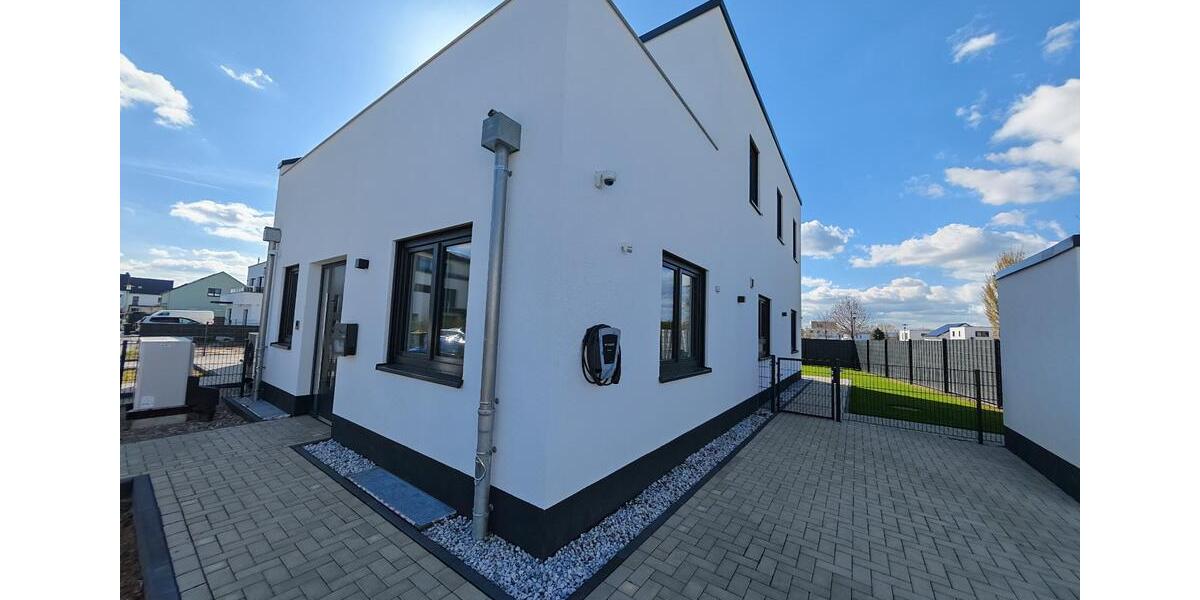 Doppelhaushälfte Hochheim am Main - 13 Zimmer, 220 m&sup2;, 1.199.000&euro; | Angebot:26415385