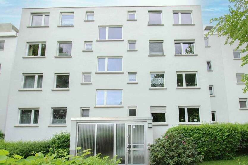 Wohnung zum Kaufen in Steinbach (Taunus) 315.000 € 89.29 m²