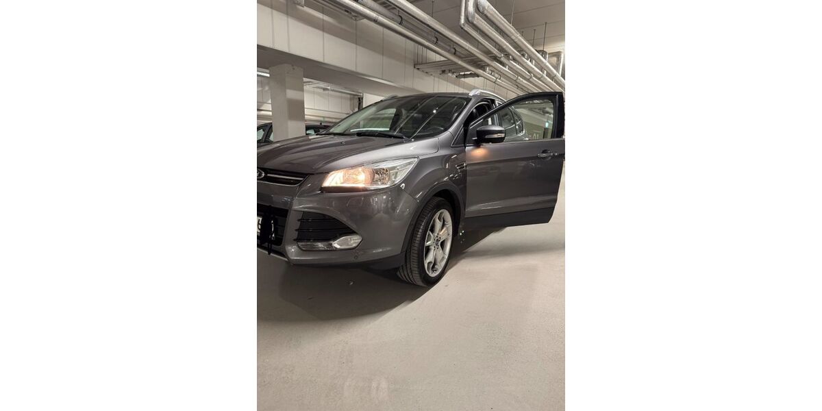 Ford Kuga 62.500 km 12.850 &euro; Mainz 55130