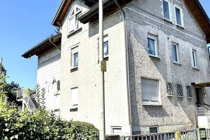 Investition in die Zukunft - 2-Familienhaus auf 613 m² großem Grundstück in Hofheim Stadt!