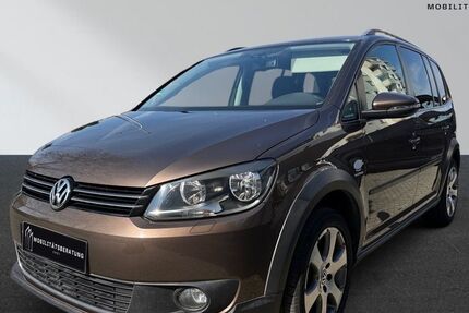 VW Touran 174.368 km 7.999 &euro; Ginsheim-Gustavsburg 65462