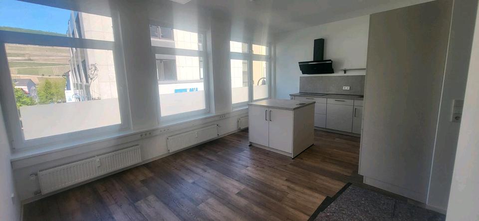 Etagenwohnung Bingen am Rhein - 3 Zimmer, 120 m&sup2;, 1.500&euro; | Angebot:26328791