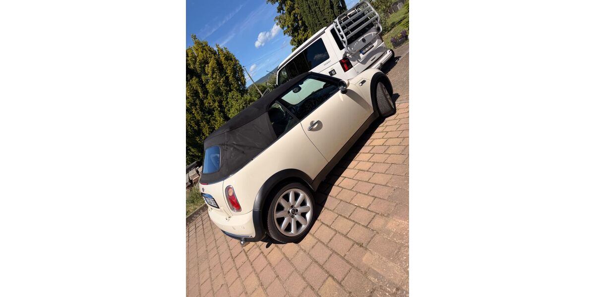Mini Cooper Cabrio 112.950 km 8.800 &euro; Oestrich-Winkel 65375