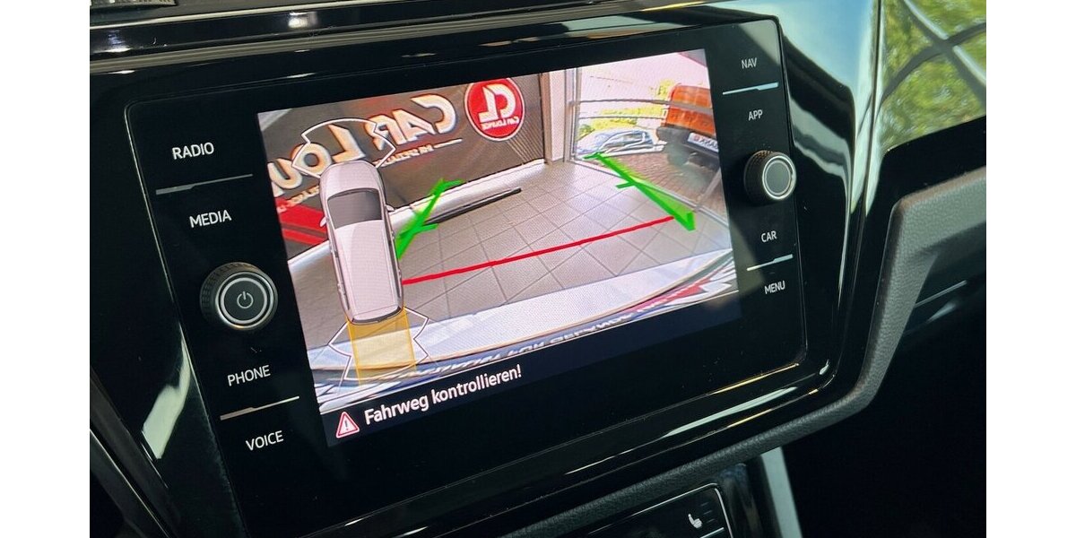 VW Touran Comfortline BMT Start-Stopp 7 Sitzer *Pano* 75.850 km 27.499 &euro; Mainz-Kostheim 55246