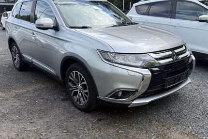 Mitsubishi Outlander 141.000 km 14.999 &euro; Wiesbaden 65197