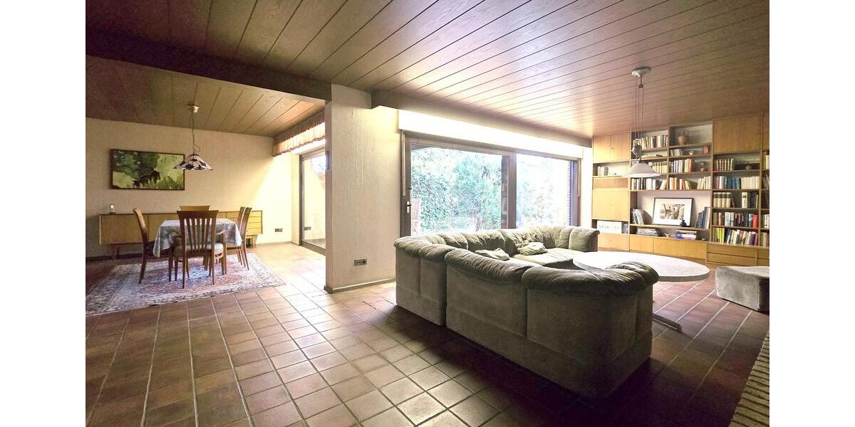 Einfamilienhaus Hochheim am Main - 12 Zimmer, 263 m&sup2;, 850.000&euro; | Angebot:26581793