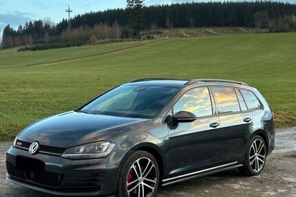 VW Golf 218.791 km 10.900 &euro; Wiesbaden 65197