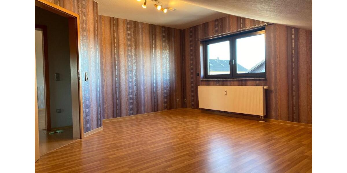 Dachgeschoßwohnung Hünfelden - 2 Zimmer, 100 m&sup2;, 800&euro; | Angebot:24868904