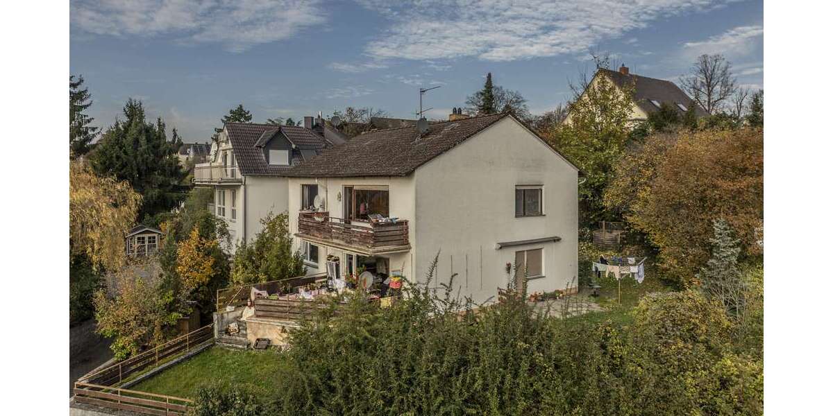 Einfamilienhaus Wiesbaden Biebrich - 12 Zimmer, 300 m&sup2;, 859.000&euro; | Angebot:24890639