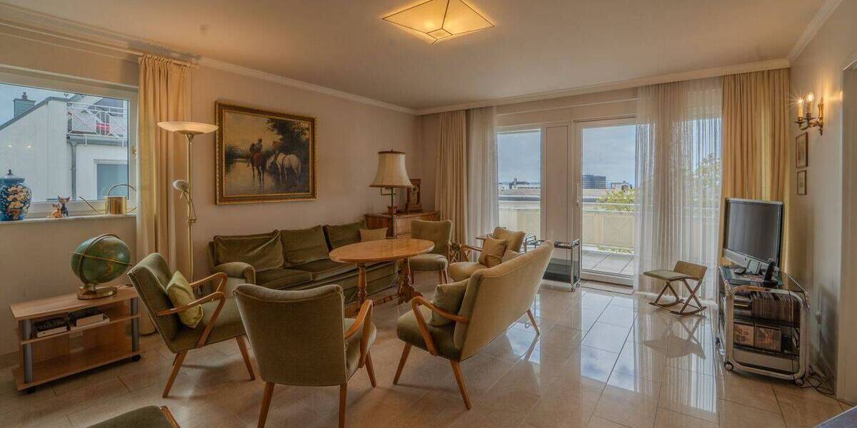 Etagenwohnung Wiesbaden Südost - 5 Zimmer, 158 m&sup2;, 699.000&euro; | Angebot:25996513