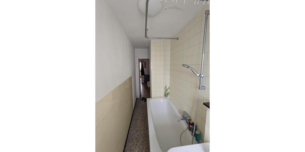 Etagenwohnung Frankfurt am Main Bockenheim - 2 Zimmer, 65 m&sup2;, 1.292&euro; | Angebot:26616324