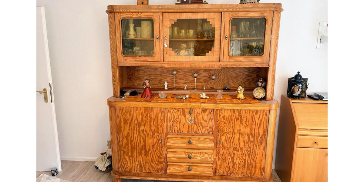 Helle, gut geschnittene 2,5-Zimmer-Wohnung mit EBK und Balkon 2.5 zimmer