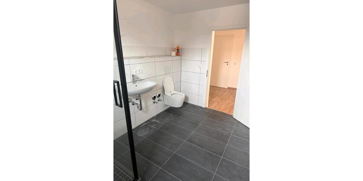 Etagenwohnung Ingelheim am Rhein - 3 Zimmer, 93 m&sup2;, 1.400&euro; | Angebot:25261110