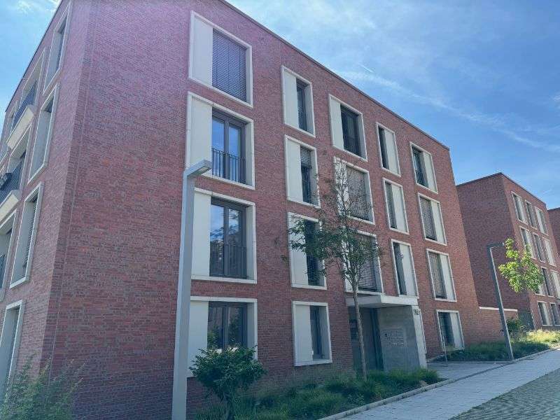 Wohnung zum Mieten in Frankfurt am Main 1.719,25 € 108.3 m²