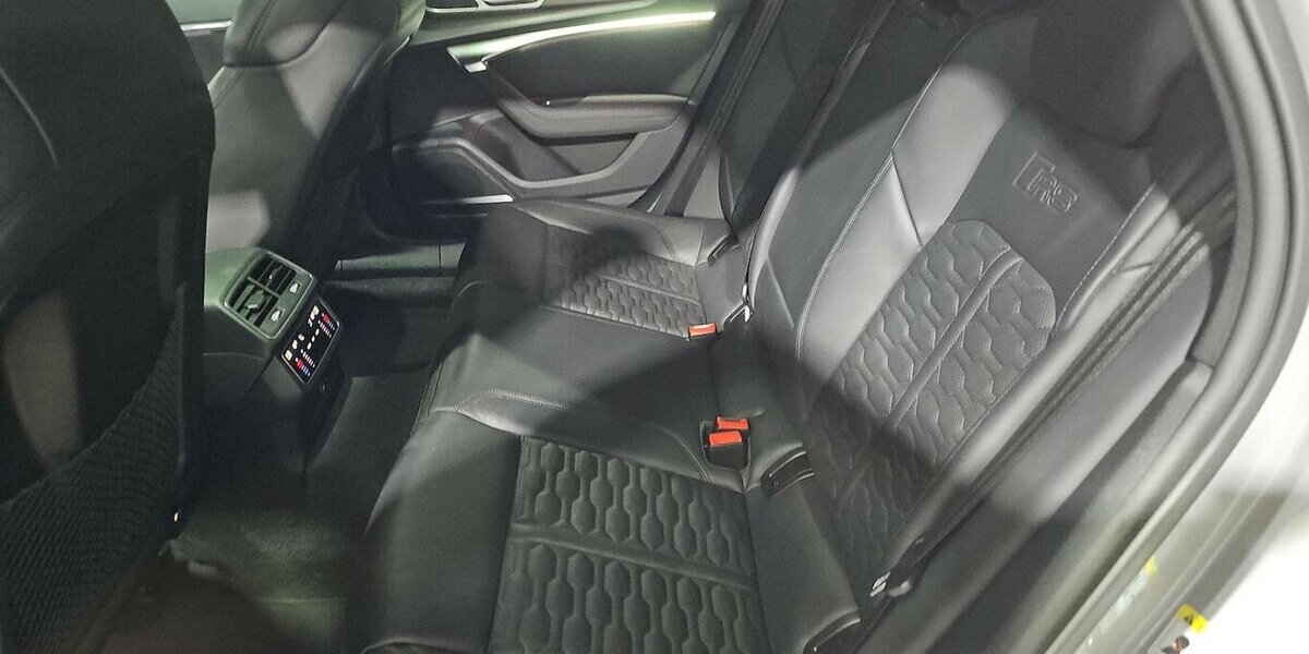 Audi RS6 4.0 TFSI Laser 22 Z Quattro + Insp.TÜV+ NEU 29.845 km 89.645 &euro; Schwalbach/Taunus 65824