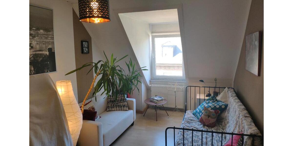 Dachgeschoßwohnung Wiesbaden Südost - 3 Zimmer, 88 m&sup2;, 315.000&euro; | Angebot:25982172