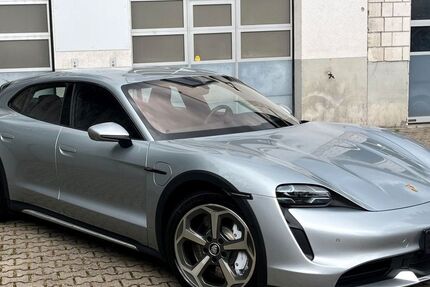 Porsche Taycan 29.500 km 86.888 &euro; Walluf 65396