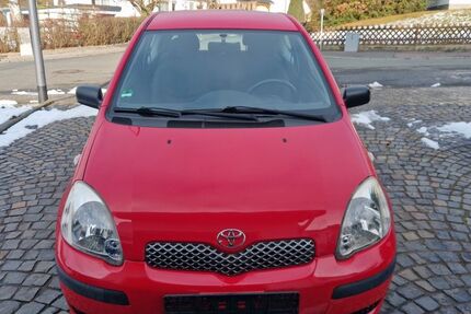 Toyota Yaris 118.000 km 1.200 &euro; Selters 65618