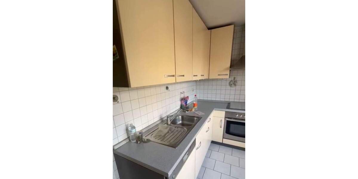 Zweifamilienhaus zur Kernsanierung mit Ausbaureserve in Hattersheim 9 zimmer