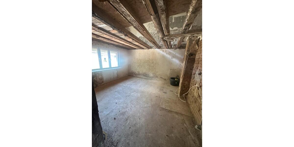Einfamilienhaus Heidenrod - 6 Zimmer, 120 m&sup2;, 79.000&euro; | Angebot:26987859