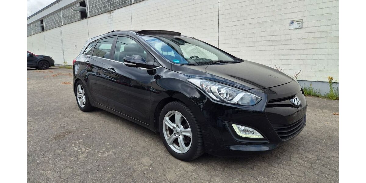 Hyundai i30 202.000 km 3.599 &euro; Kelkheim ( Taunus ) 65779