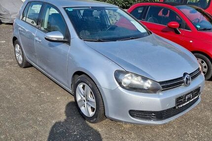 VW Golf 119.000 km 5.900 &euro; Mainz 55130