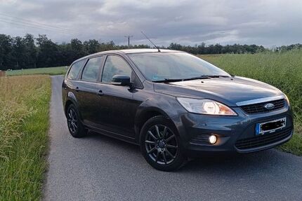 Ford Focus 122.350 km 3.100 &euro; Taunusstein 65232