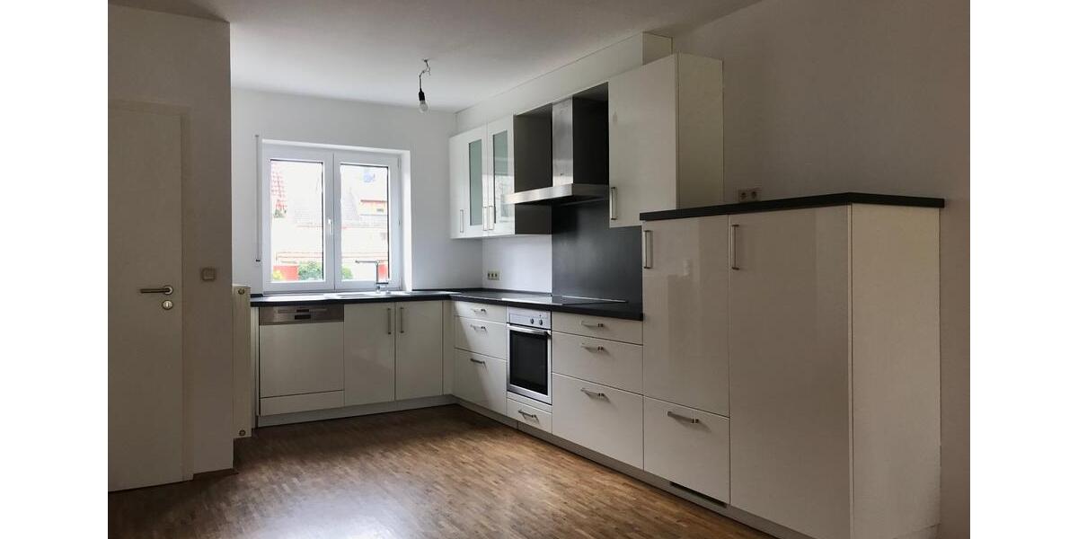 Reihenhaus Wiesbaden Bierstadt - 4 Zimmer, 135 m&sup2;, 1.990&euro; | Angebot:26004917