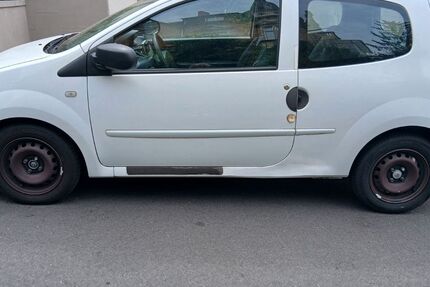 Renault Twingo 129.029 km 2.600 &euro; Wiesbaden 65189