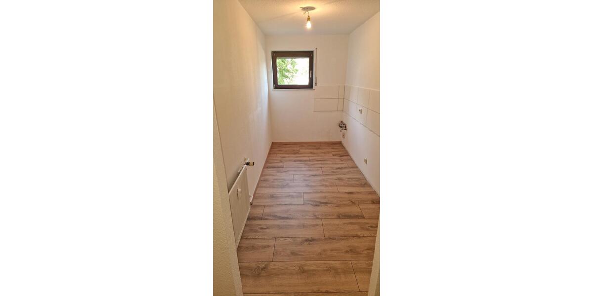 Erdgeschoßwohnung Wiesbaden Schierstein - 2 Zimmer, 65 m&sup2;, 900&euro; | Angebot:26338615