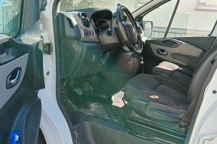 Renault Trafic 116.000 km 13.700 &euro; Wiesbaden 65189