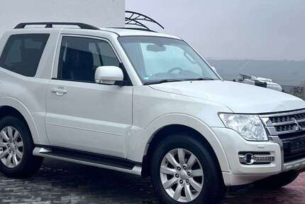 Mitsubishi Pajero 144.000 km 28.900 &euro; Saulheim 55291