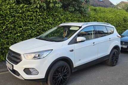 Ford Kuga 86.729 km 15.700 &euro; Taunusstein 65232