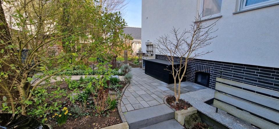 Einfamilienhaus Wiesbaden Bierstadt - 6.5 Zimmer, 175 m&sup2;, 899.000&euro; | Angebot:25446595