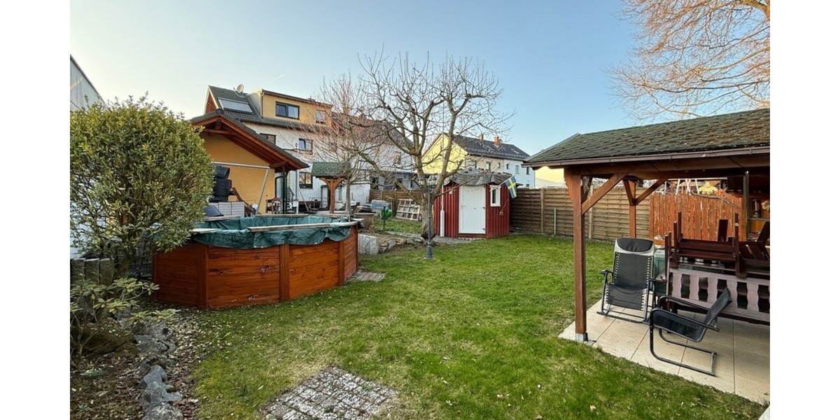 Flörsheim: Sie suchen das besondere Wohnflair? Ein toller Familienwohnsitz mit Aufzug - Doppelhaushälfte Flörsheim | Angebot:25568492