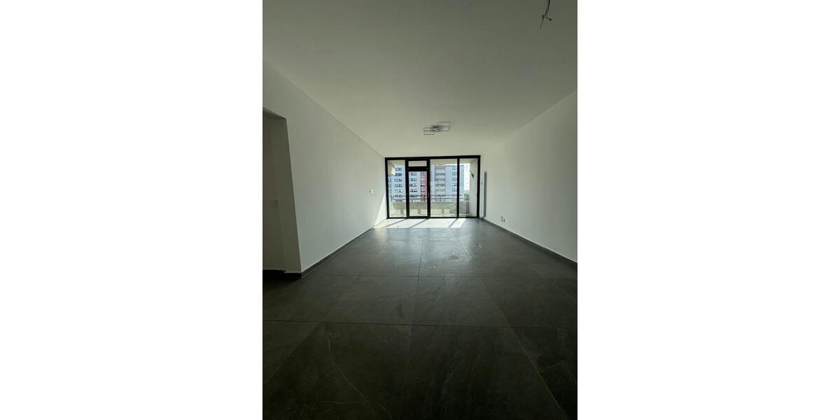 kernsanierte helle 2 Zimmer-Wohnung mit TG Stellplatz und Balkon 2 zimmer