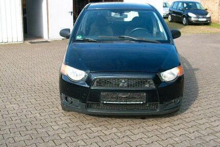 Mitsubishi Colt 303.600 km 1.499 &euro; Wiesbaden 65187