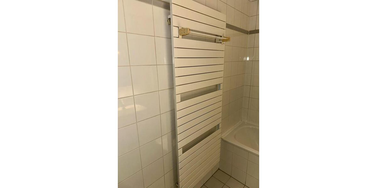 3-Zimmer-Wohnung, Balkon,EBK+2Duplex-Stellplätze 3 zimmer