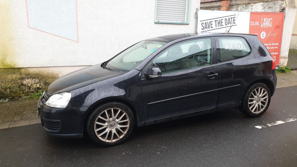VW Golf 188.000 km 2.400 &euro; Oberursel 61440