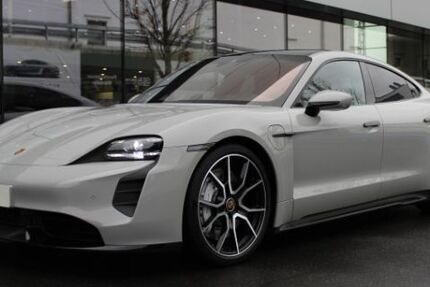 Porsche Taycan 87.974 km 76.900 € Wiesbaden 65187